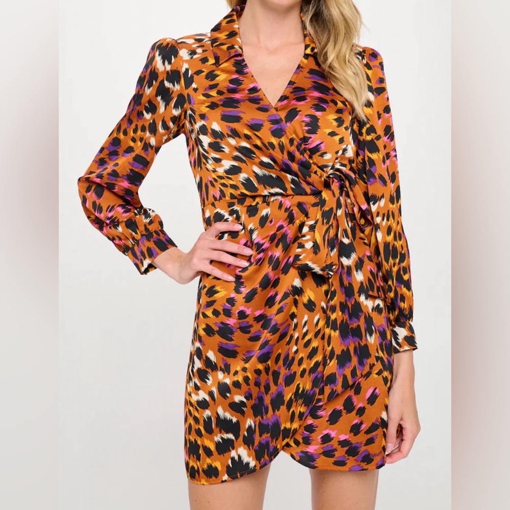 MEET ME IN SANTORINI - Leopard Wrap Long Sleeve Dress NWT